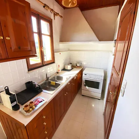 Dusk With Stunning Mountain View *