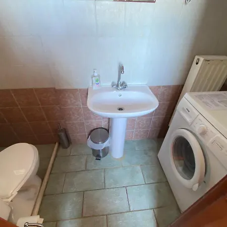 Apartment Dusk With Stunning Mountain View *