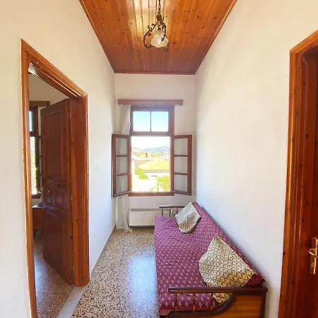 Dusk With Stunning Mountain View Διαμέρισμα *