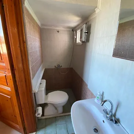 Dusk With Stunning Mountain View Διαμέρισμα *