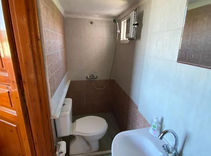 Dusk With Stunning Mountain View Διαμέρισμα *