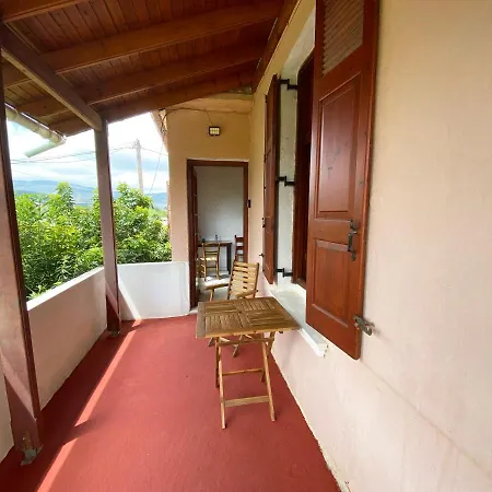 Dusk With Stunning Mountain View *