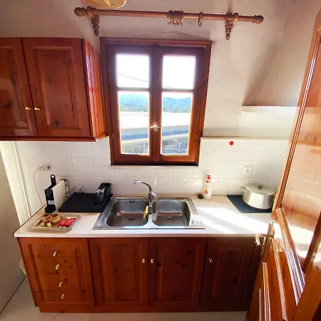 Apartment Dusk With Stunning Mountain View *