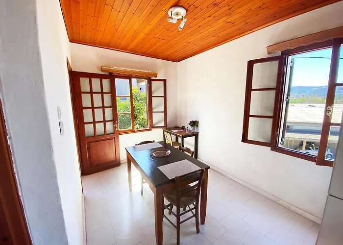 Dusk With Stunning Mountain View Lejlighed